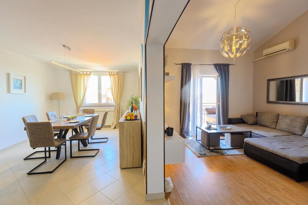 Apartment Rizzi Pula Zewnętrze zdjęcie