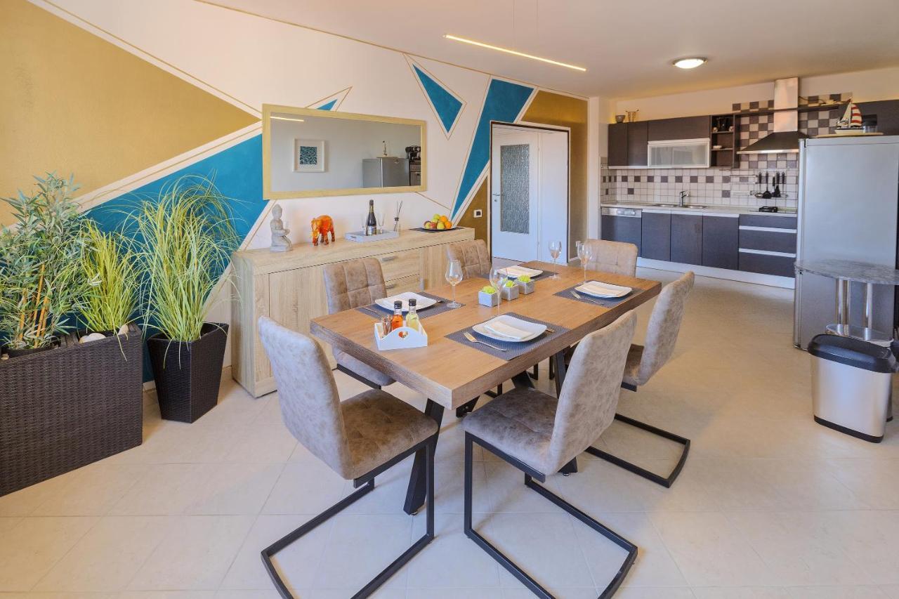 Apartment Rizzi Pula Zewnętrze zdjęcie
